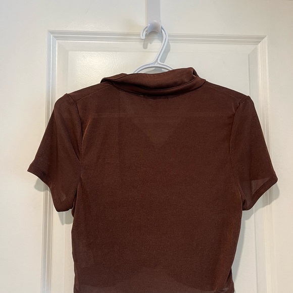 Brown top - fits smaller than a large - Picture 1 of 2